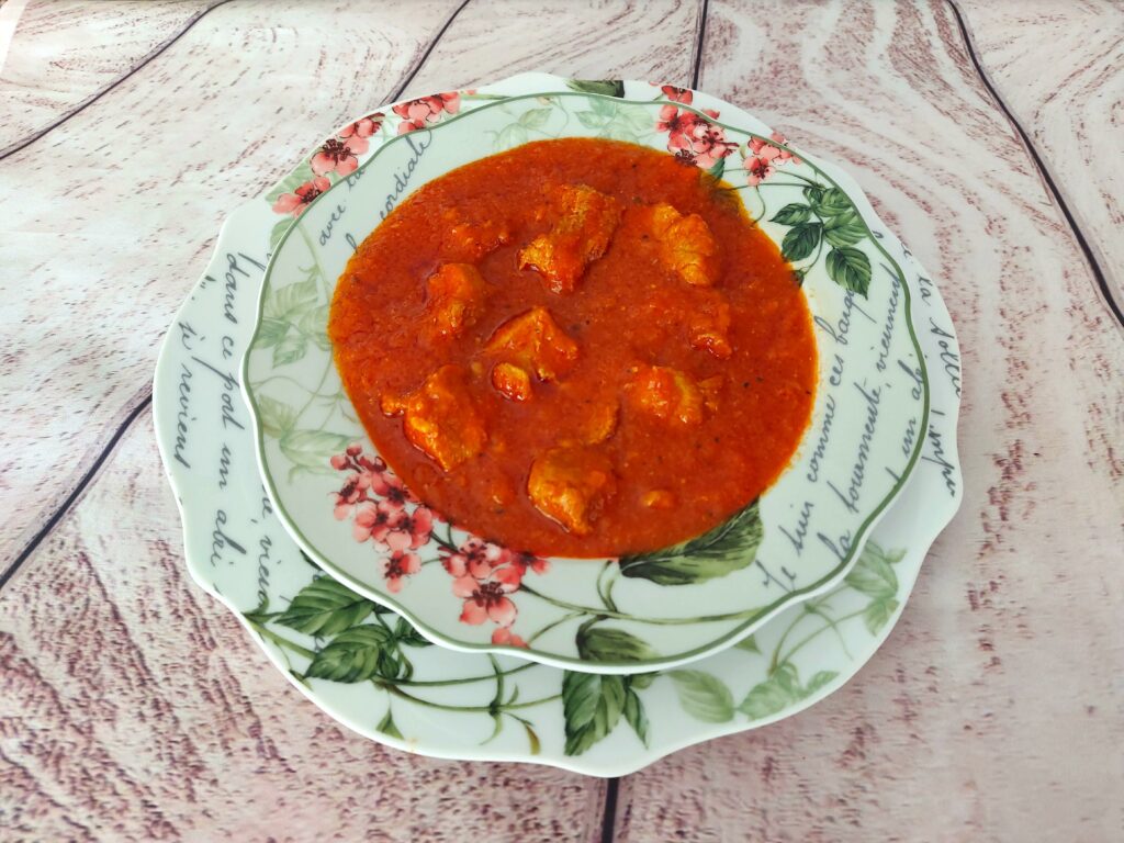Carne con tomate receta tradicional